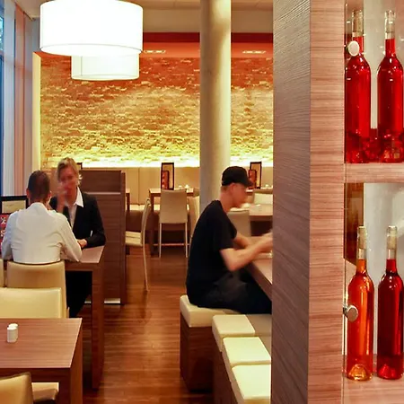 宜必思腓特烈港机场展览馆酒店 腓特烈港