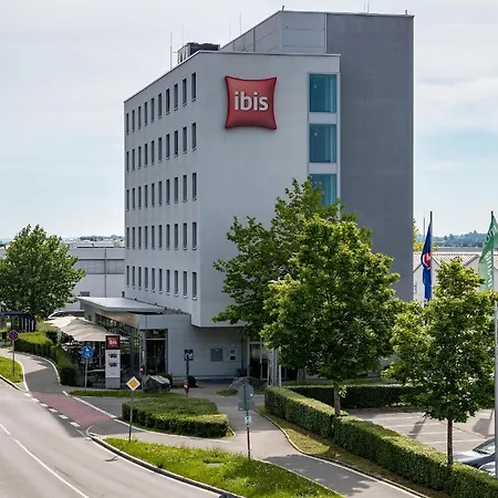 Ibis Airport Messe Hotel 3*