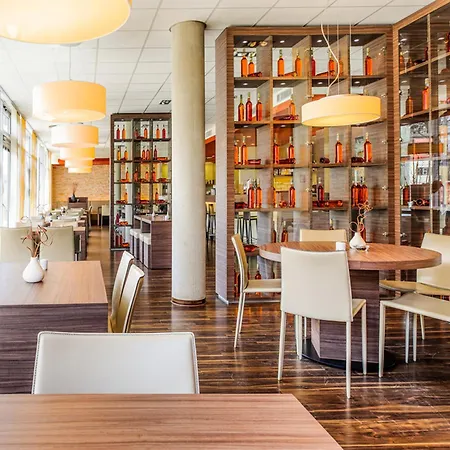 Ibis Airport Messe Ξενοδοχείο 3*