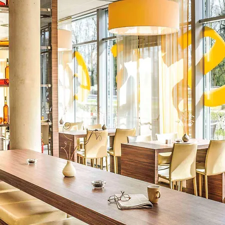 Ibis Airport Messe Ξενοδοχείο