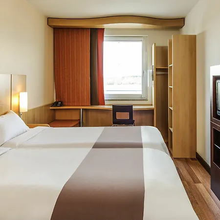 Ibis Airport Messe Otel