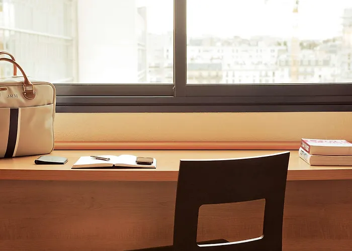 Ibis Airport Messe 3*