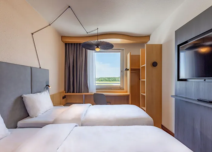 Ξενοδοχείο Ibis Airport Messe 3*